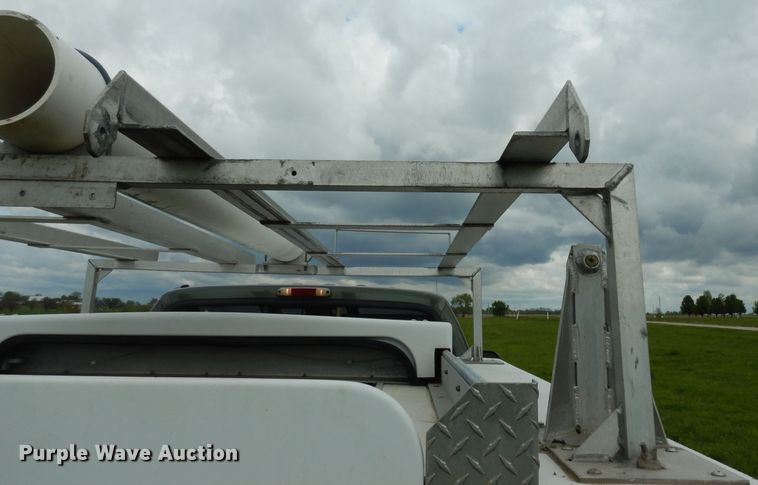 image for item DG6477 2004 Ford F350 Super Duty King Ranch Lariat  Crew Cab utility bed pickup truck