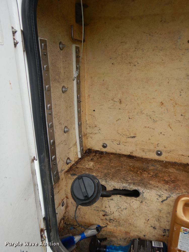 image for item DG6477 2004 Ford F350 Super Duty King Ranch Lariat  Crew Cab utility bed pickup truck