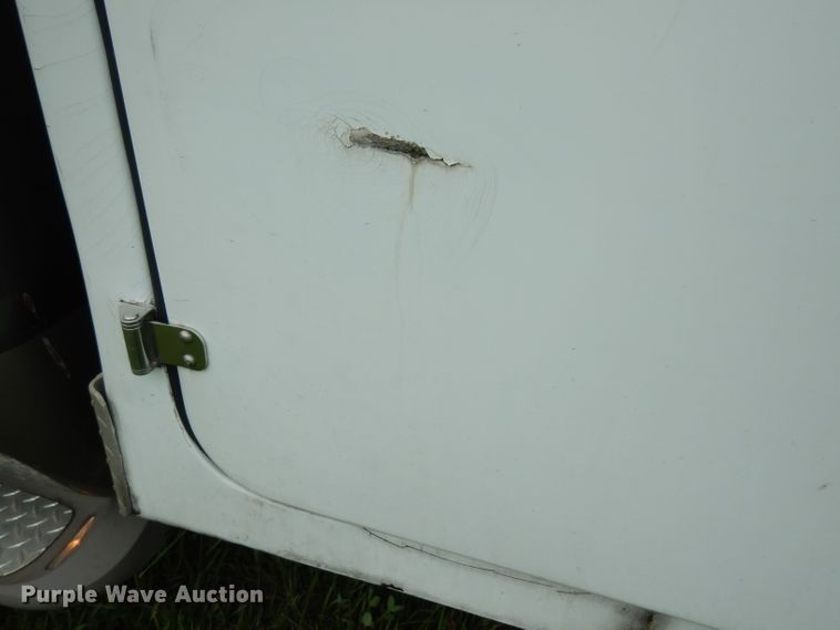 image for item DG6477 2004 Ford F350 Super Duty King Ranch Lariat  Crew Cab utility bed pickup truck