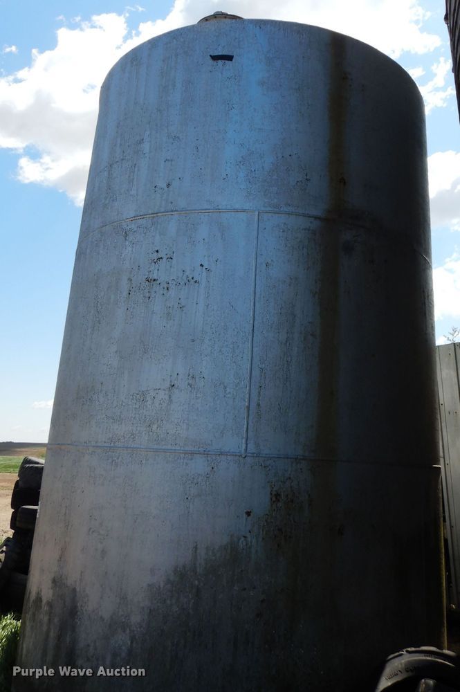 image for item DG6482 Water tank