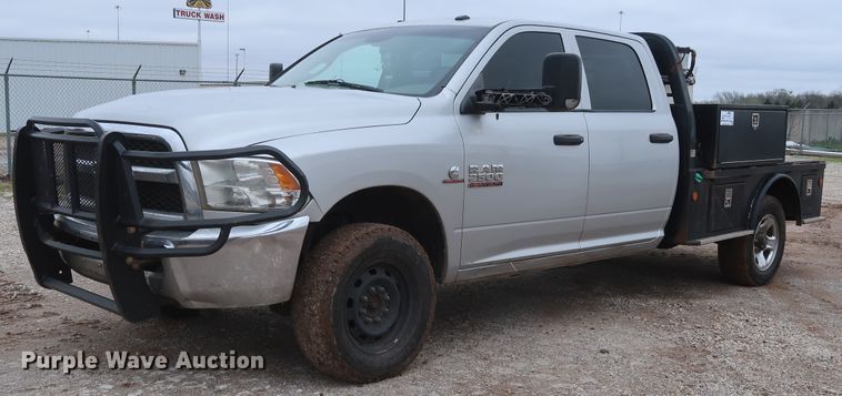 image for item DG7151 2013 Dodge Ram 2500HD  Crew Cab flatbed pickup truck