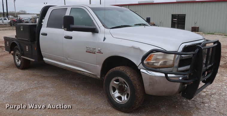 image for item DG7151 2013 Dodge Ram 2500HD  Crew Cab flatbed pickup truck