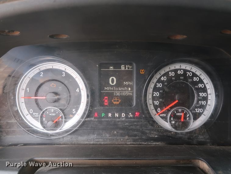 image for item DG7151 2013 Dodge Ram 2500HD  Crew Cab flatbed pickup truck