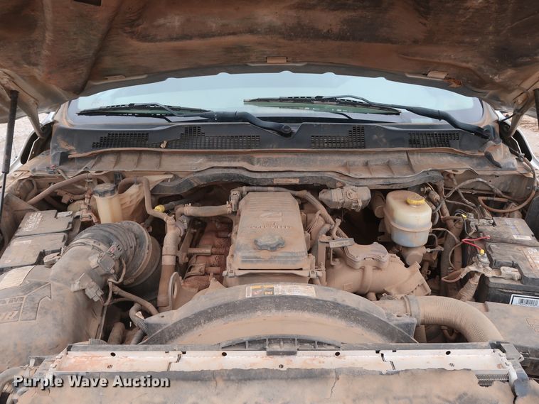 image for item DG7151 2013 Dodge Ram 2500HD  Crew Cab flatbed pickup truck