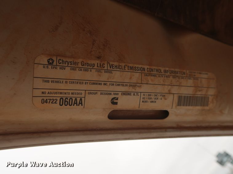 image for item DG7151 2013 Dodge Ram 2500HD  Crew Cab flatbed pickup truck