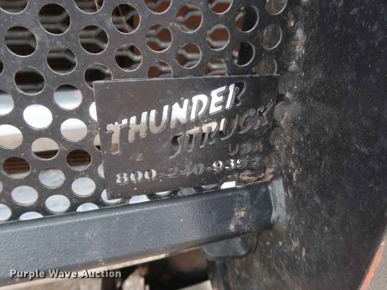 image for item DG7151 2013 Dodge Ram 2500HD  Crew Cab flatbed pickup truck