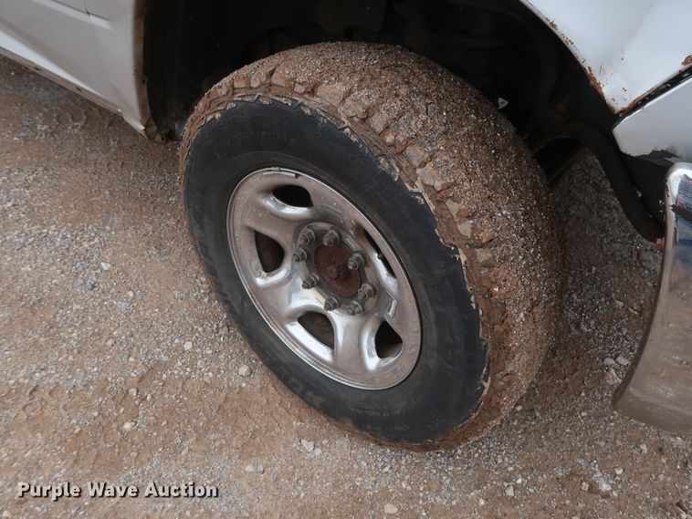 image for item DG7151 2013 Dodge Ram 2500HD  Crew Cab flatbed pickup truck