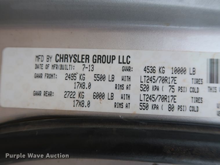 image for item DG7151 2013 Dodge Ram 2500HD  Crew Cab flatbed pickup truck