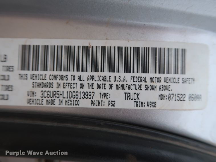 image for item DG7151 2013 Dodge Ram 2500HD  Crew Cab flatbed pickup truck