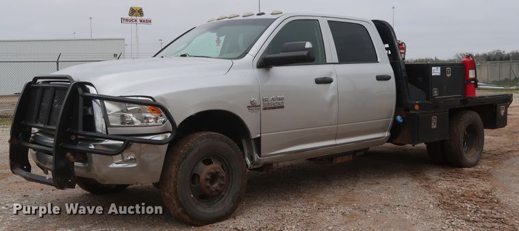 image for item DG7153 2013 Dodge Ram 3500HD  Crew Cab flatbed pickup truck