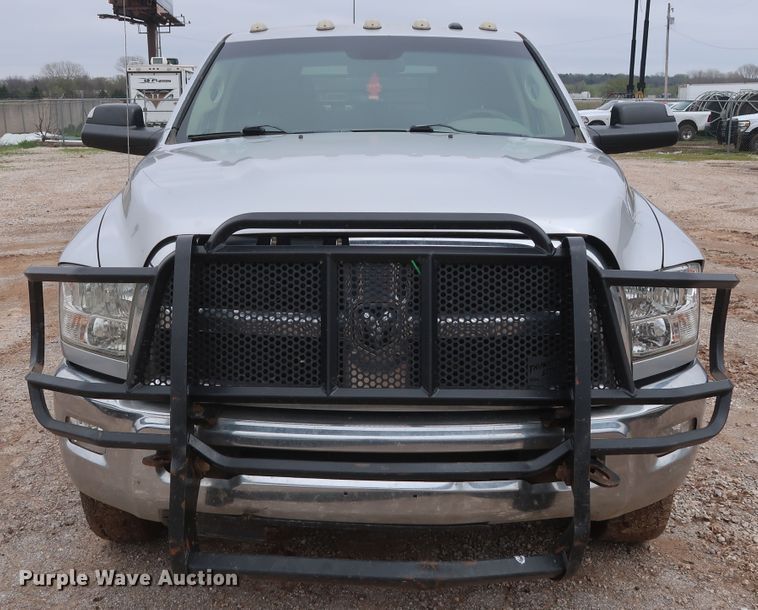 image for item DG7153 2013 Dodge Ram 3500HD  Crew Cab flatbed pickup truck