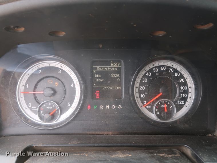 image for item DG7153 2013 Dodge Ram 3500HD  Crew Cab flatbed pickup truck