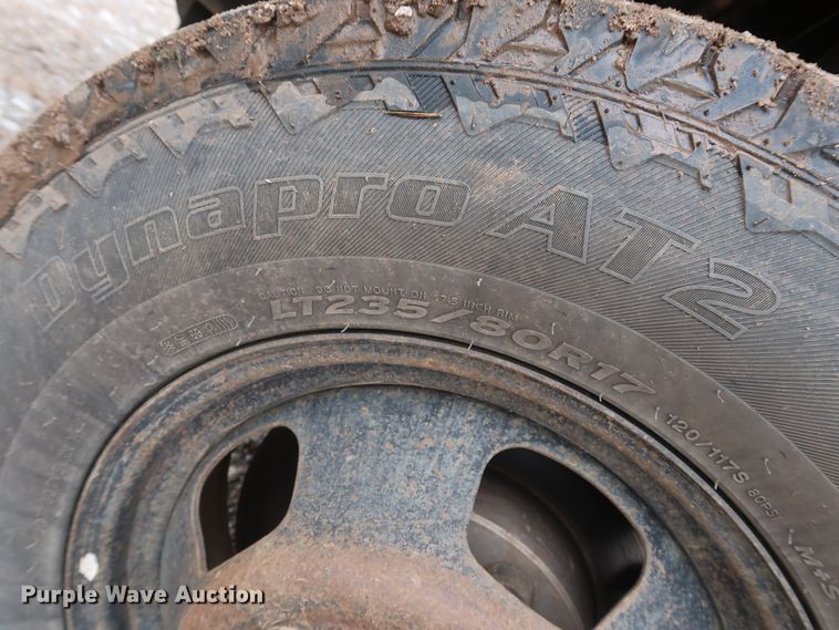 image for item DG7153 2013 Dodge Ram 3500HD  Crew Cab flatbed pickup truck