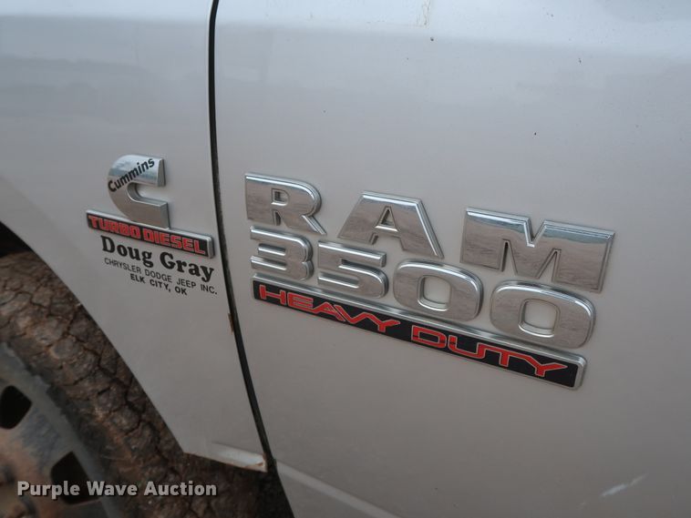 image for item DG7153 2013 Dodge Ram 3500HD  Crew Cab flatbed pickup truck