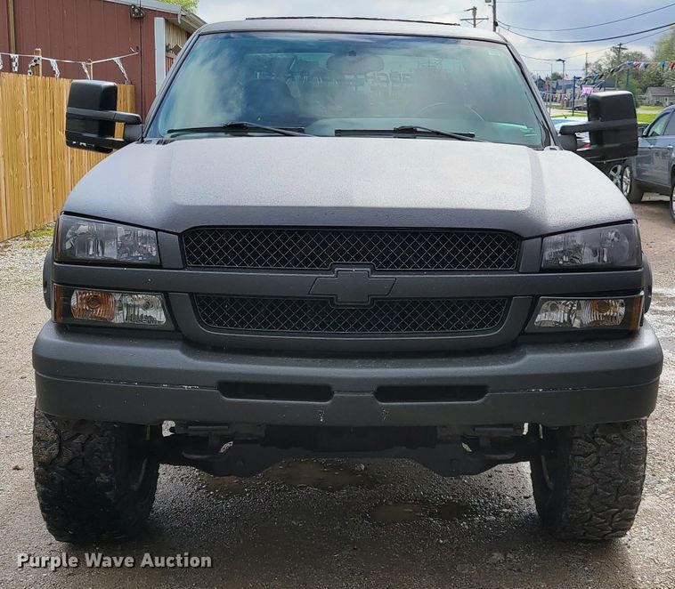 image for item DG7743 2004 Chevrolet Silverado 1500  Ext. Cab pickup truck