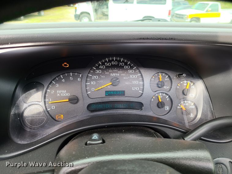 image for item DG7743 2004 Chevrolet Silverado 1500  Ext. Cab pickup truck