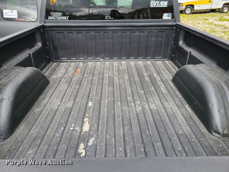 image for item DG7743 2004 Chevrolet Silverado 1500  Ext. Cab pickup truck