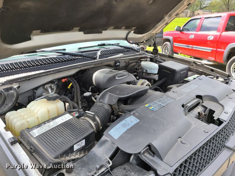 image for item DG7743 2004 Chevrolet Silverado 1500  Ext. Cab pickup truck