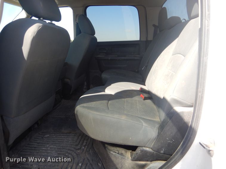 image for item DG8504 2014 Dodge Ram 4500HD Crew Cab utility truck