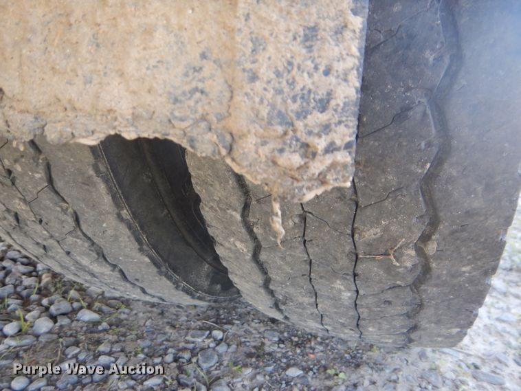 image for item DG8504 2014 Dodge Ram 4500HD Crew Cab utility truck