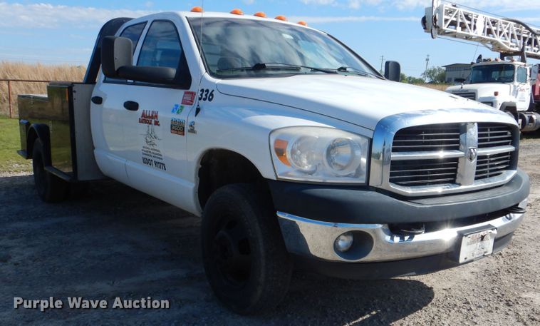 image for item DG8505 2008 Dodge Ram 3500HD  Quad Cab utility bed pickup truck