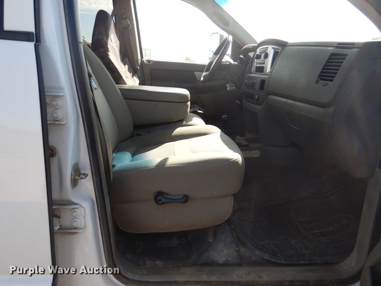 image for item DG8505 2008 Dodge Ram 3500HD  Quad Cab utility bed pickup truck