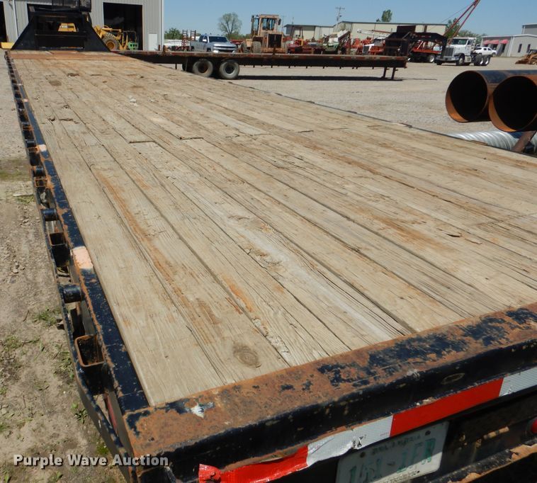 image for item DG8521 2006 PJ GN40 equipment trailer
