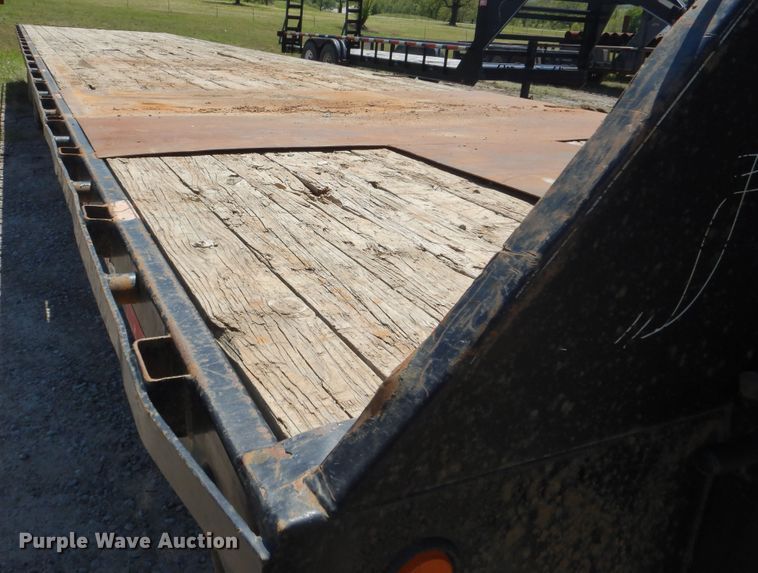 image for item DG8521 2006 PJ GN40 equipment trailer