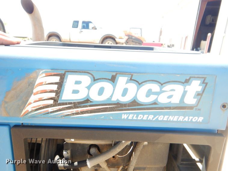 image for item DG8528 Miller Bobcat 225 welder/generator