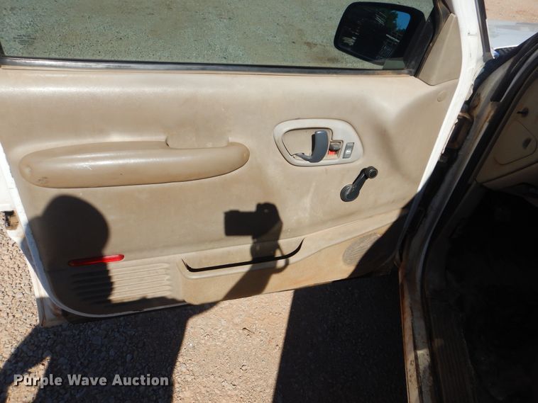 image for item DG8555 1999 Chevrolet C2500  Crew Cab pickup truck