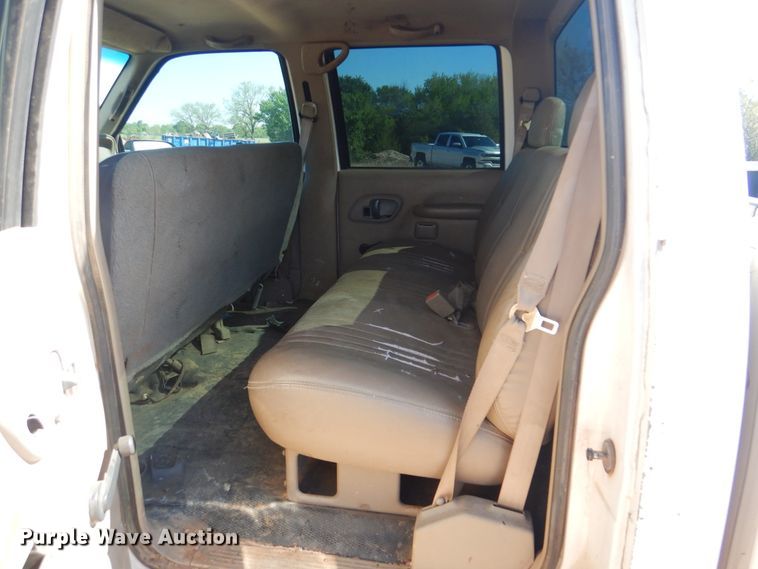 image for item DG8555 1999 Chevrolet C2500  Crew Cab pickup truck