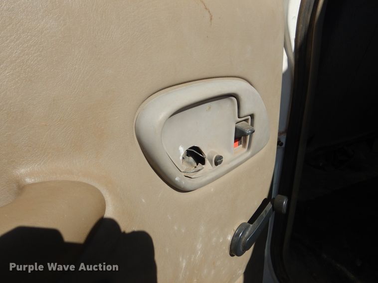 image for item DG8555 1999 Chevrolet C2500  Crew Cab pickup truck