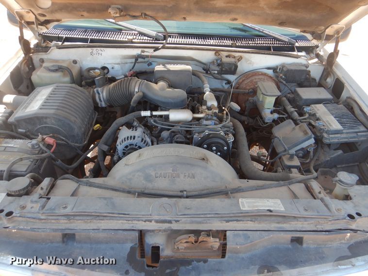 image for item DG8555 1999 Chevrolet C2500  Crew Cab pickup truck