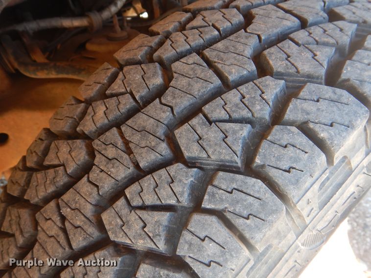 image for item DG8555 1999 Chevrolet C2500  Crew Cab pickup truck