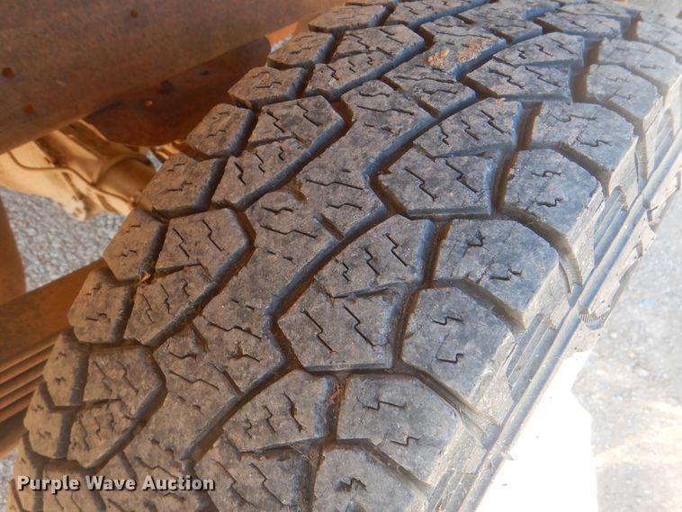 image for item DG8555 1999 Chevrolet C2500  Crew Cab pickup truck