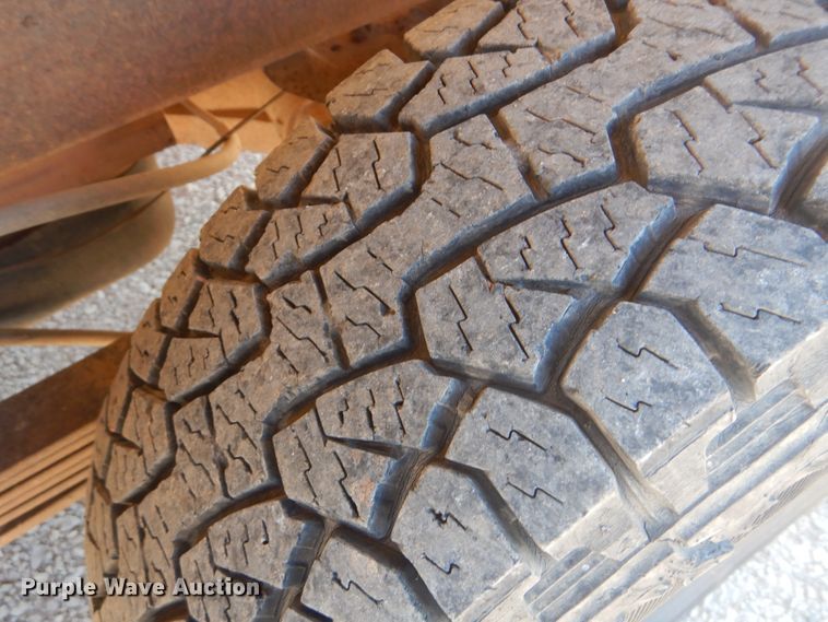 image for item DG8555 1999 Chevrolet C2500  Crew Cab pickup truck