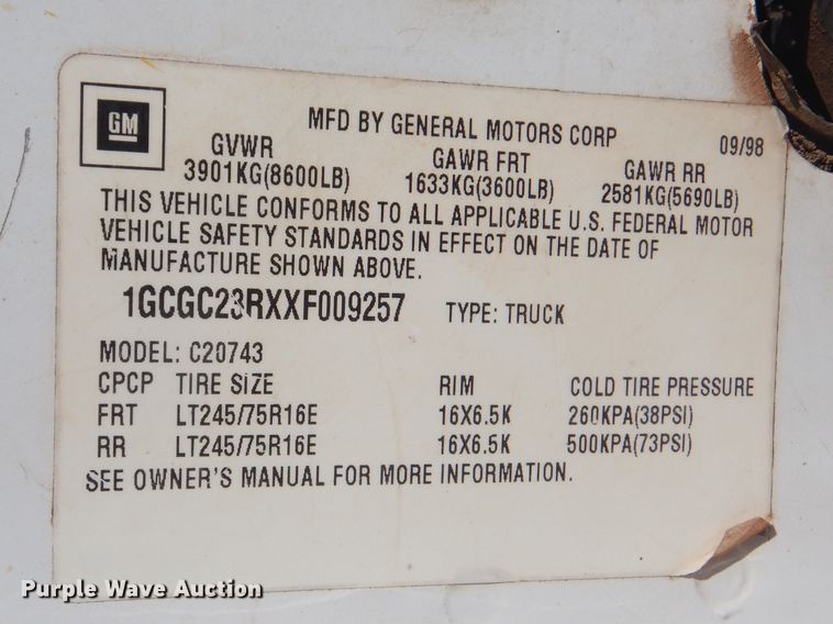 image for item DG8555 1999 Chevrolet C2500  Crew Cab pickup truck