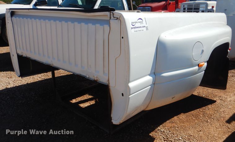 image for item DG8556 2001 Dodge Ram 3500 pickup truck bed