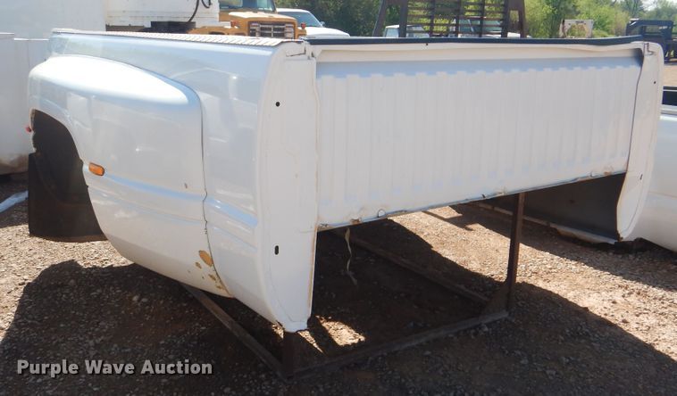 image for item DG8556 2001 Dodge Ram 3500 pickup truck bed