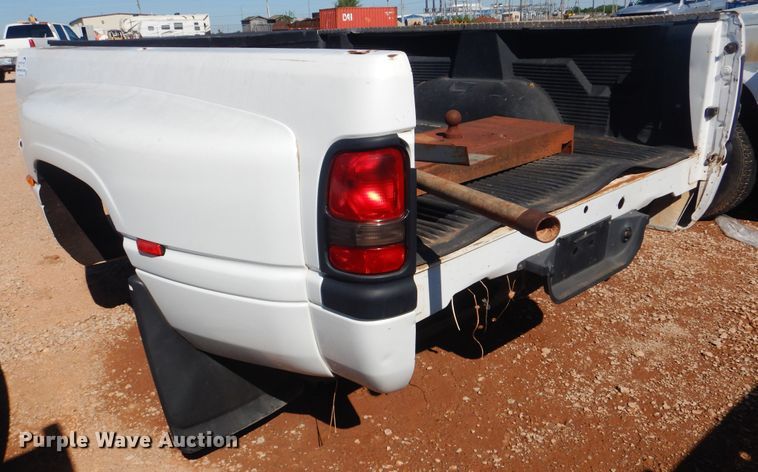 image for item DG8556 2001 Dodge Ram 3500 pickup truck bed