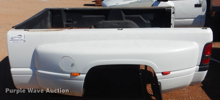image for item DG8556 2001 Dodge Ram 3500 pickup truck bed