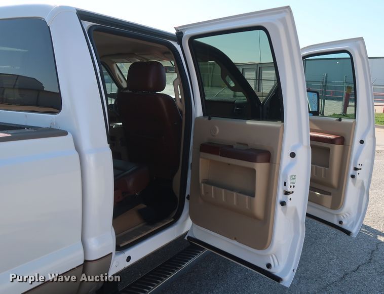 image for item DH0861 2012 Ford F250 Super Duty Lariat King Ranch  Crew Cab pickup truck