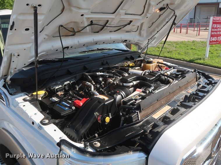 image for item DH0861 2012 Ford F250 Super Duty Lariat King Ranch  Crew Cab pickup truck