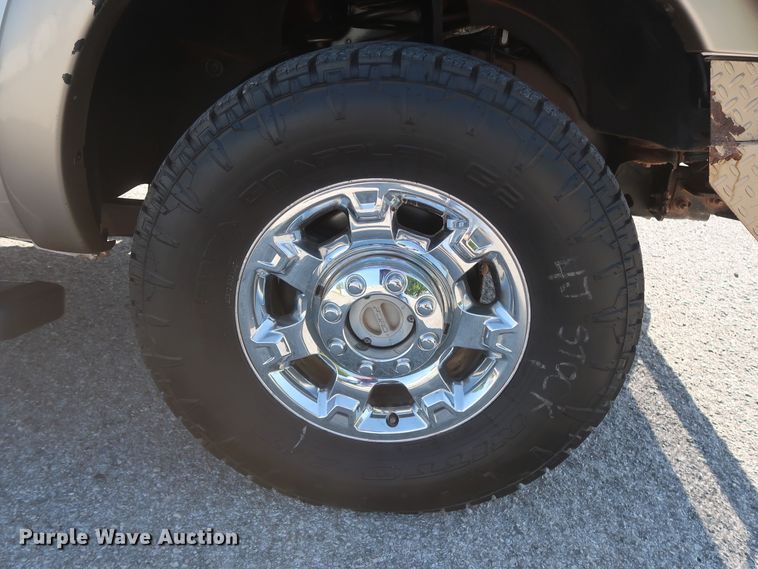 image for item DH0861 2012 Ford F250 Super Duty Lariat King Ranch  Crew Cab pickup truck