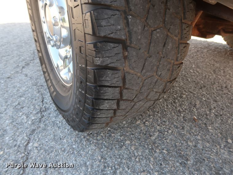 image for item DH0861 2012 Ford F250 Super Duty Lariat King Ranch  Crew Cab pickup truck