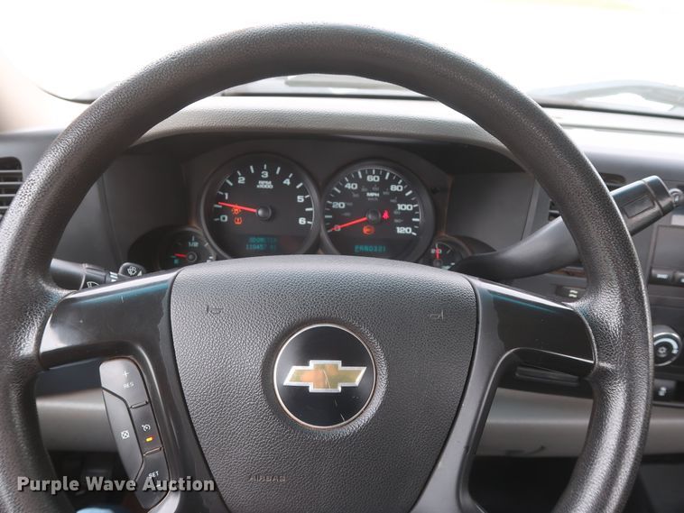 image for item DH0868 2011  Chevrolet Silverado 1500 LS  pickup truck