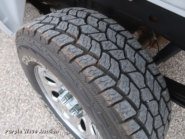 image for item DH0868 2011  Chevrolet Silverado 1500 LS  pickup truck