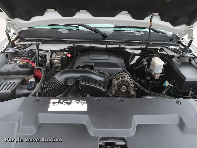 image for item DH0869 2011  Chevrolet Silverado 1500 LS  pickup truck