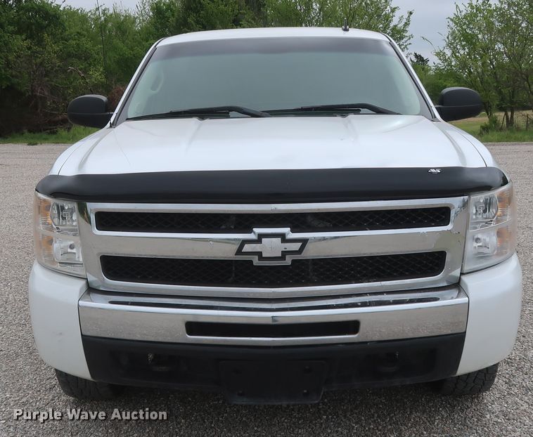 image for item DH0870 2010 Chevrolet Silverado 1500 LT  Ext. Cab pickup truck