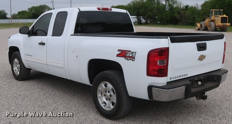 image for item DH0870 2010 Chevrolet Silverado 1500 LT  Ext. Cab pickup truck